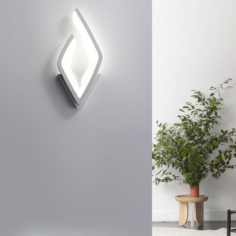 Applique Murale LED Design Flamme Créative en Acrylique Moderne 