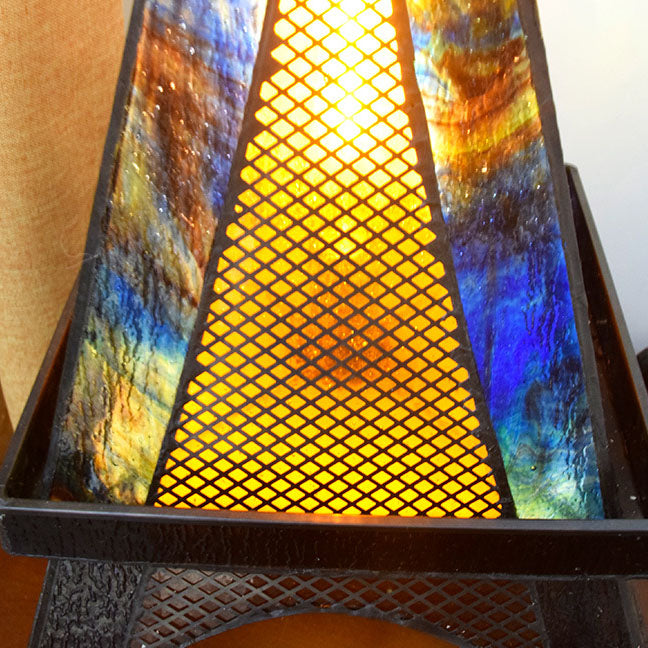 Lampe de table en vitrail Tiffany Tower européenne à 1 lumière 