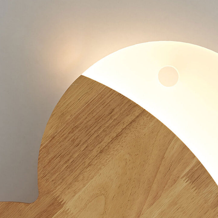 Nordische minimalistische Fisch-LED-Wandleuchte aus Eichenholz 