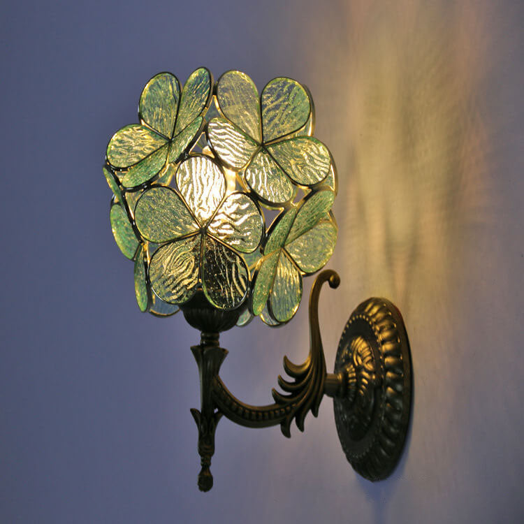 European Vintage Tiffany Flower Shaped Glass Metal 1-Light Wall Sconce Lamp