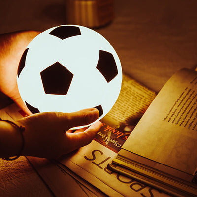 Lampe de table à LED en silicone créative pour le football avec chargement USB 