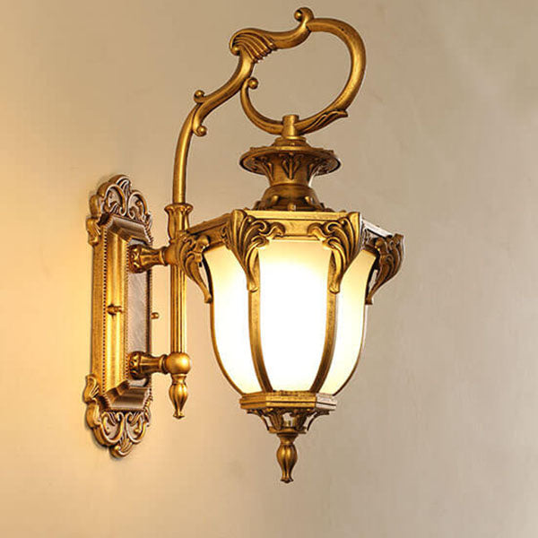 European-style Retro Outdoor Waterproof Aluminum Glass 1-Light Wall Sconce Lamp