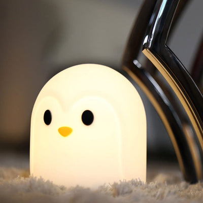 Kreative bunte Pinguin-Form-Silikon-LED-Tischlampe
