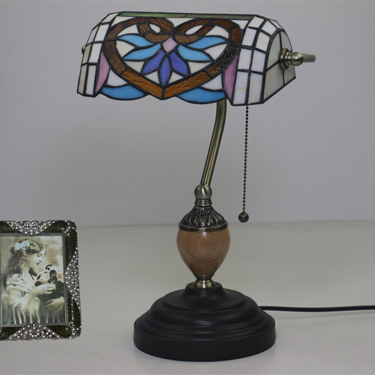 Tiffany Mediterranean Heart Stained Glass Bank 1-Light Table Lamp