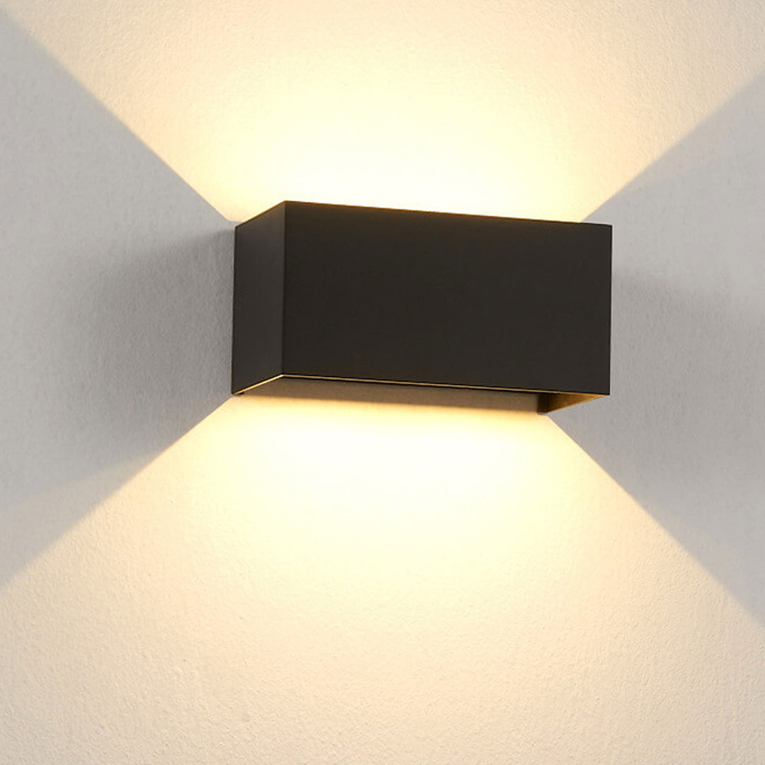 Moderne wasserdichte rechteckige LED-Außenwandleuchte mit Auf- und Abwärtsbeleuchtung 