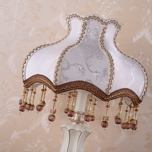 Lampe de table à 1 lumière en résine à pampilles en tissu de luxe européen 