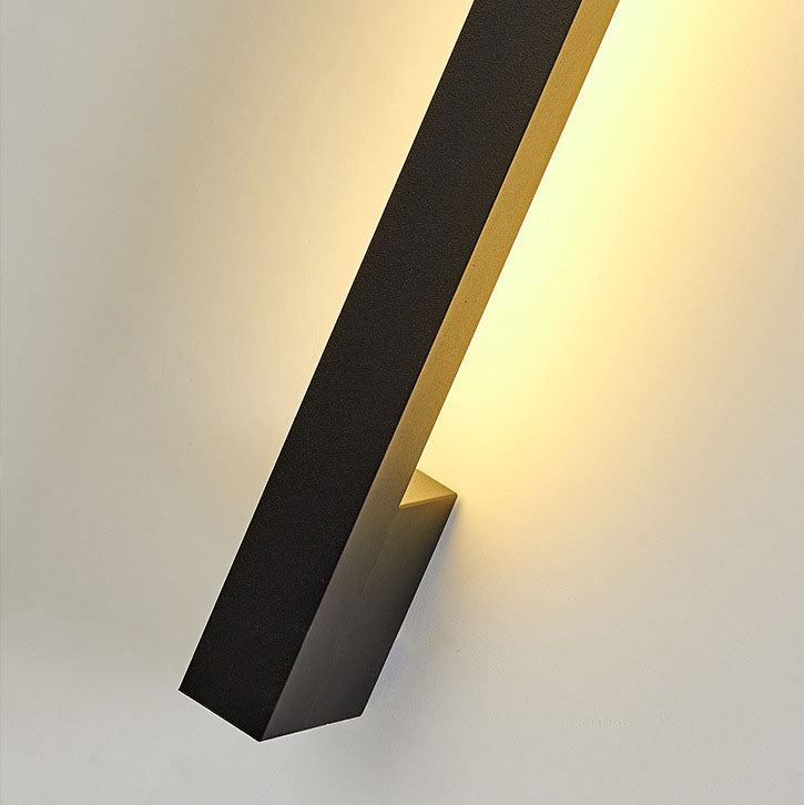 Aplique de pared LED moderno de estilo minimalista con tira larga de hierro y silicona para sala de estar 