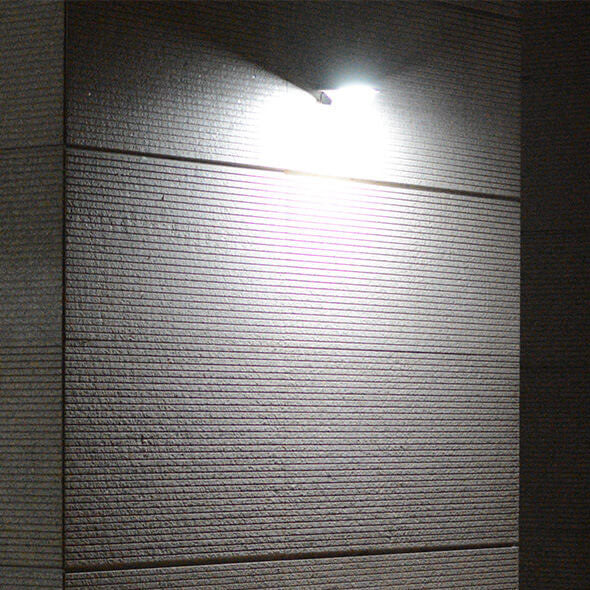 Solar Outdoor Human Sensor 18 LED Landscape Wall Sconce Lamp
