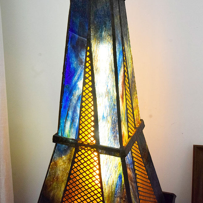 Lampe de table en vitrail Tiffany Tower européenne à 1 lumière 