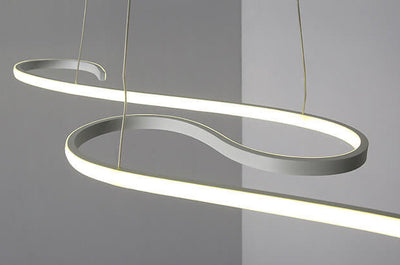 Moderner kreativer Curve Line LED-Kronleuchter aus Aluminium 