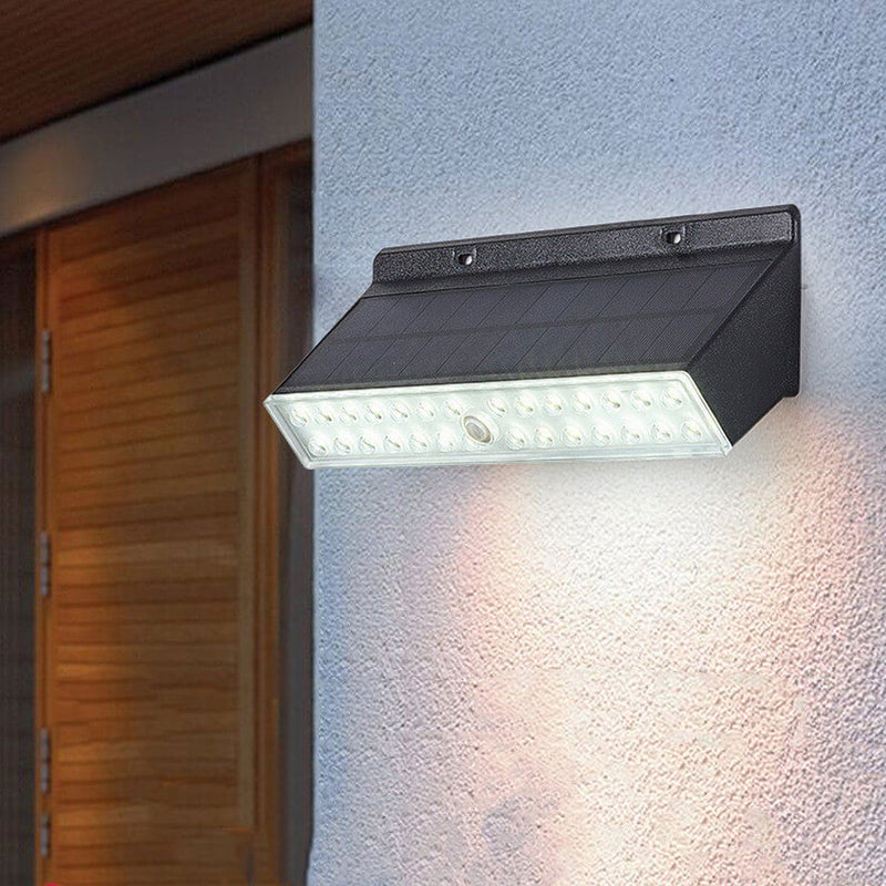 Einfache schräge quadratische LED-Solarwandleuchte für den Außenbereich