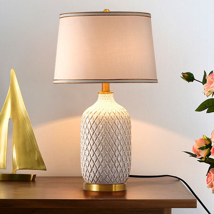 Lampe de table 1 lumière en tissu avec base en céramique rayée vintage européenne 