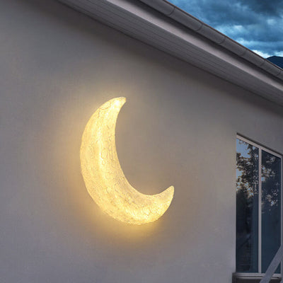 Modern Outdoor Moon Shape Resin LED Rainproof Wall Sconce Lamp