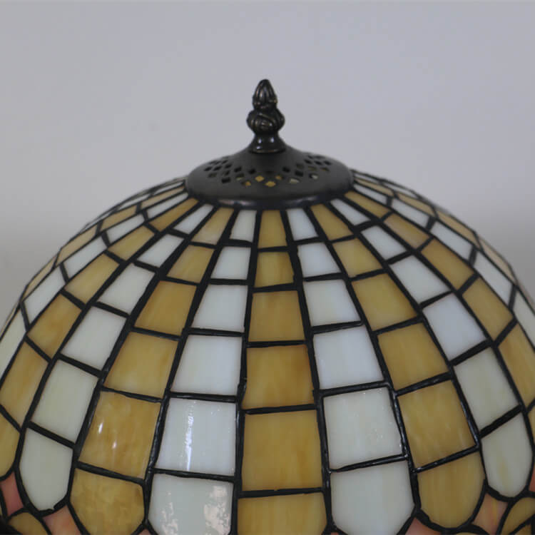 Europäische Tiffany gelb karierte Buntglaskuppel 1-flammige Tischlampe