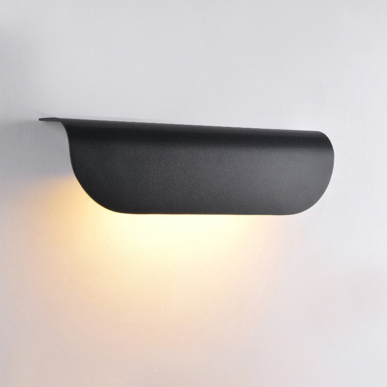 مصباح حائط خارجي مقاوم للماء LED على شكل منحني حديث 