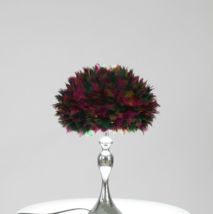 Contemporary Creative Feather Round Iron Base 1-Light Table Lamp for Bedroom