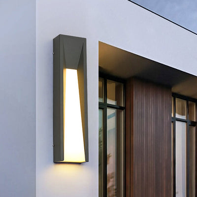 Waterproof Simple Strip Design LED Outdoor Wall Sconce Lamp