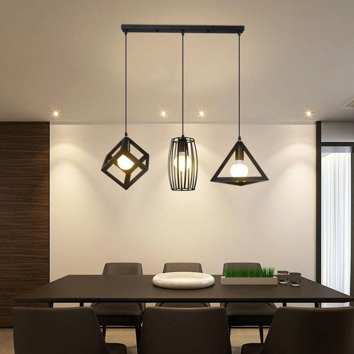 Zeitgenössischer geometrischer Industrie-Kronleuchter aus Eisen mit 3 Flammen für das Esszimmer 