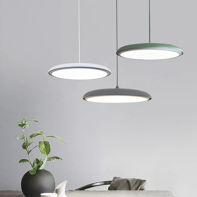 Lámpara colgante LED de metal con forma de platillo volante nórdico Macaron 