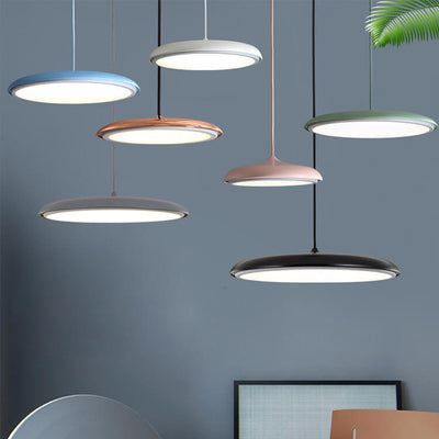 Nordic Macaron Flying Saucer LED-Pendelleuchte aus Metall 