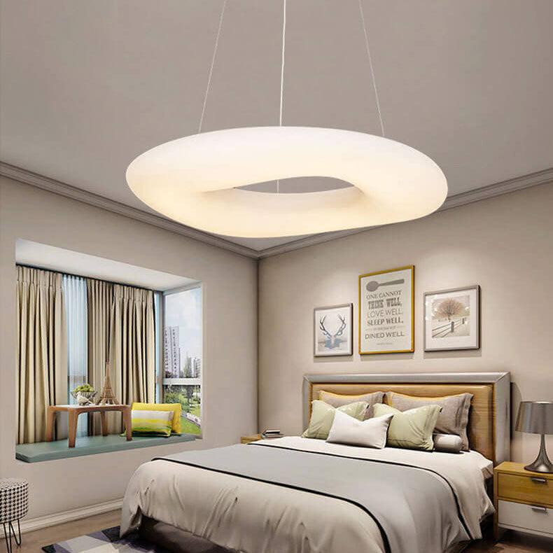 ثريات LED أكريليك بحلقة بيضاء بسيطة 