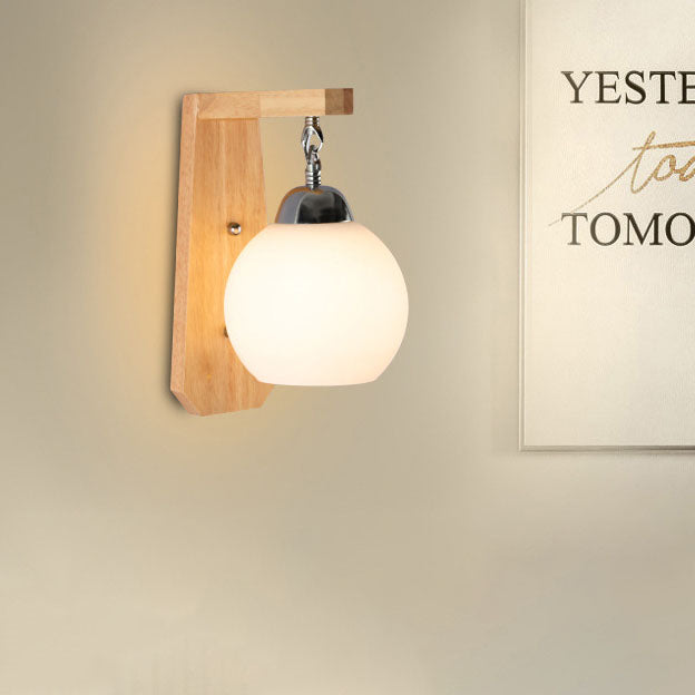 Applique murale nordique minimaliste et rustique en bois et verre à 1 lumière 