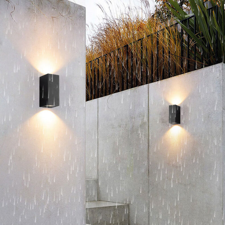 Applique murale cylindrique en verre et aluminium moderne simple pour extérieur, étanche, à 2 lumières 