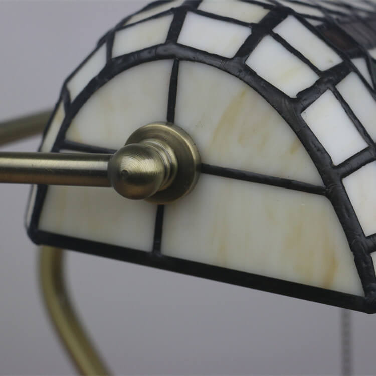 Lampe de table de banque vintage Tiffany Diamond Line en verre teinté à 1 lumière 