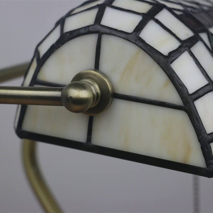 Lampe de table de banque vintage Tiffany Diamond Line en verre teinté à 1 lumière 