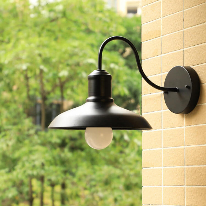 Applique Murale Extérieure Étanche en Fer Style Loft Rétro avec Dôme et Bras Courbé, 1 Lumière 