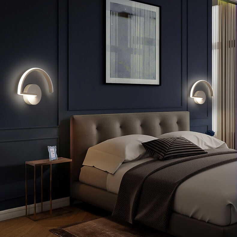 Moderne kreative halbrunde Eisen-LED-Wandleuchte 