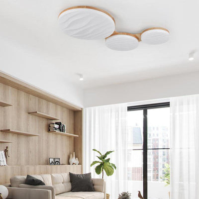 Contemporary Nordic Wood Frame Acrylic Round Shade LED Flush Mount Ceiling Light For Living Room