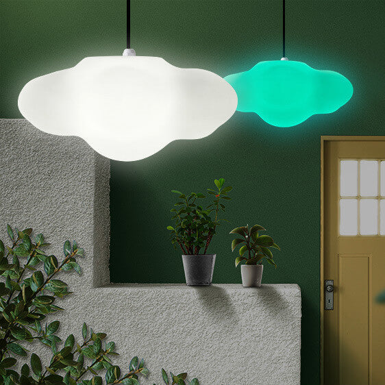 تصميم حديث من الراتنج على شكل سحابة عائمة مع ضوء قلادة LED ملون 