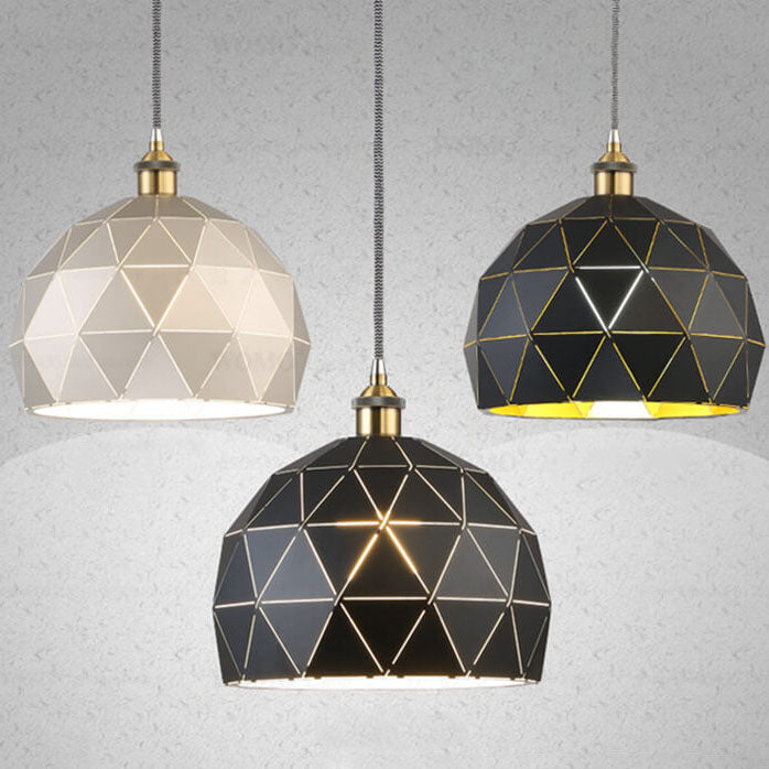 Lámpara Colgante Industrial Simple de Hierro con Cúpula Hueca de Diamante de 1 Luz 