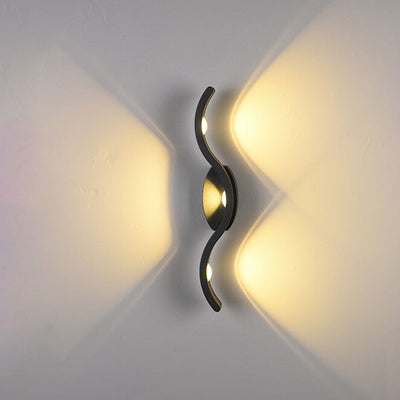Modern Creative Wave Curve Acrylic Aluminum LED Wall Sconce Lamp