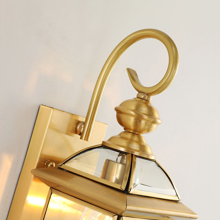 Farol cuadrado tradicional europeo de cobre y vidrio de 1 luz, aplique de pared exterior impermeable para exterior 