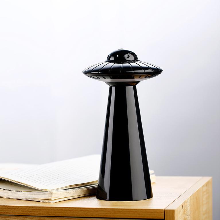Moderne kreative UFO-Nachtlicht-wiederaufladbare Tischlampe 