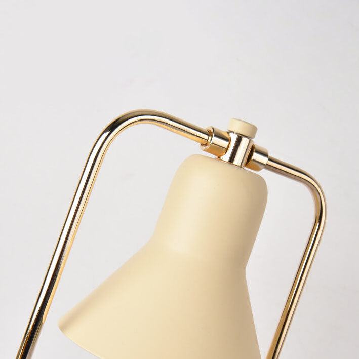 Lampe de table en cire fondue à 2 lumières avec abat-jour en marbre jaune moderne 