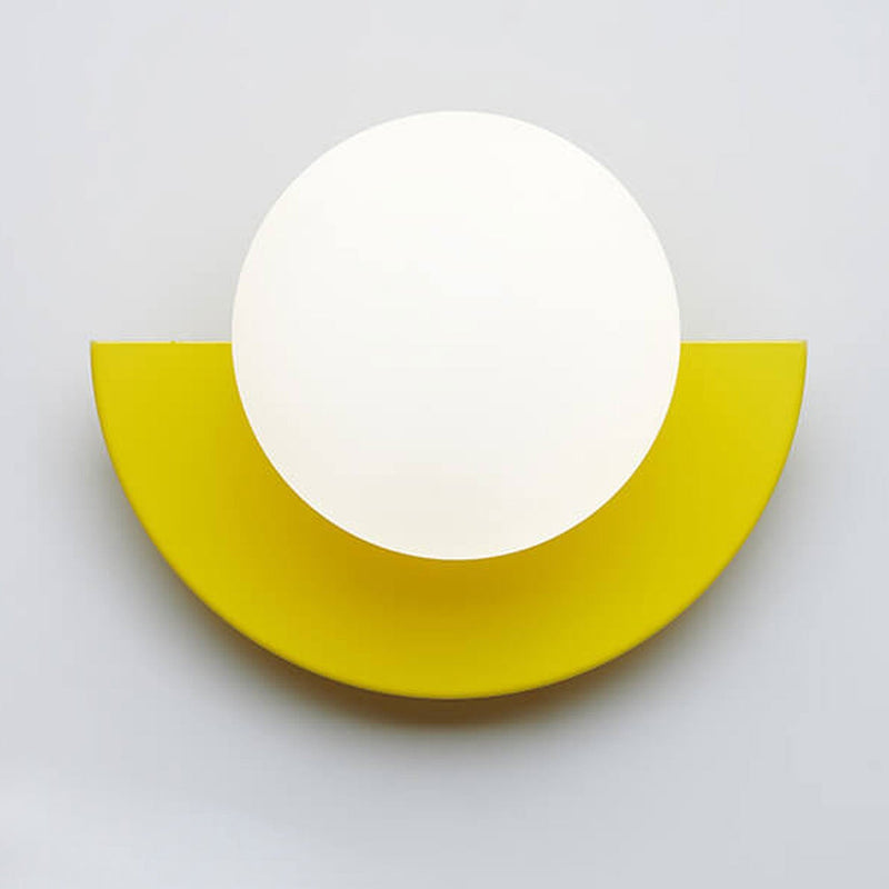 Conception moderne minimaliste en verre sphérique coloré demi-cercle appliqué murale 1 lumière 