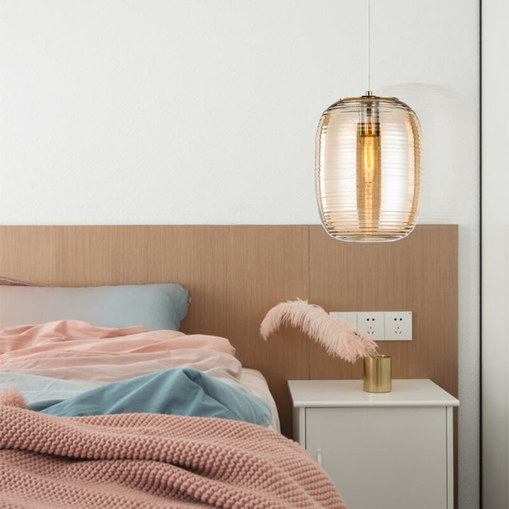 Postmoderne kreative ovale gerippte Glas-Pendelleuchte 