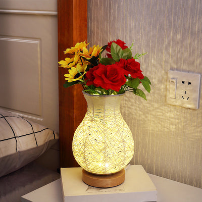 Moderner Rattan-Kreativvase-Design-LED-Tischlampe 