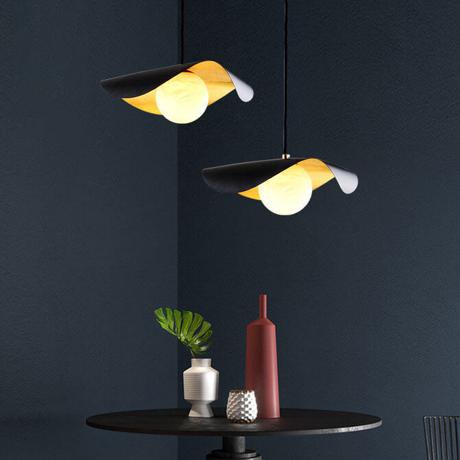 Moderne schwarze Lotusblatt 1-Licht Faux-Marmor-Kugel-Schirm Pendelleuchte 