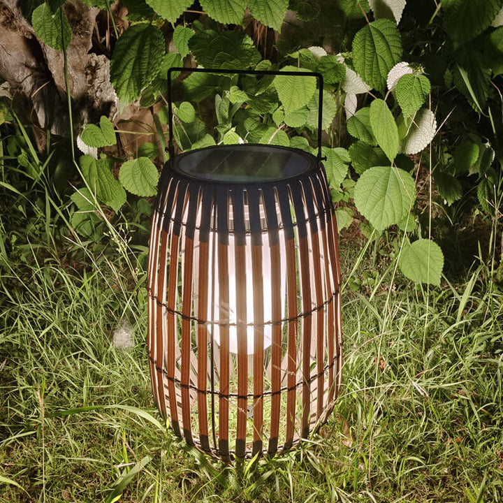 Lumière de paysage de pelouse LED solaire étanche portable en osier rustique moderne 