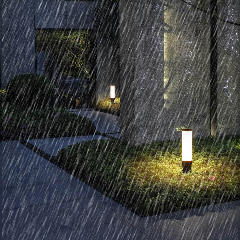 Modern Acrylic Waterproof Creative Lipstick Design LED Outdoor Lawn Floor Lamp