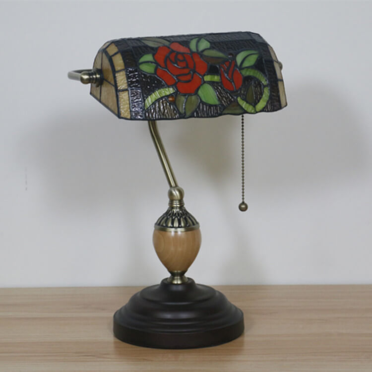 Europäische Tiffany-Blumen-Glas 1-Licht Banker Tischlampe 