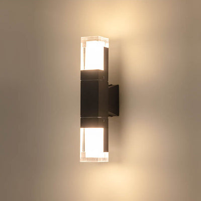 مصباح جداري LED بغطاء أكريليك حديث مقاوم للماء برأس واحد ومزدوج للاستخدام الخارجي 