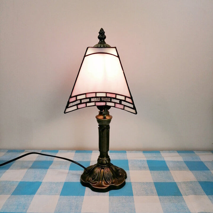 Traditional Tiffany Square Stained Glass Iron 1-Light Table Lamp For Bedroom