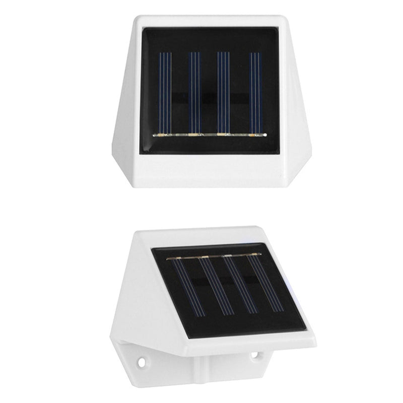 مصباح حائط شمسي LED بلاستيكي مقاوم للماء للاستخدام الخارجي 