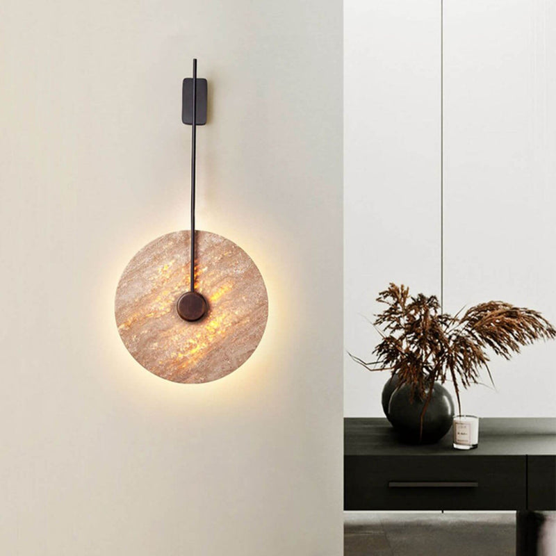 Skandinavische moderne minimalistische runde Eisen-Gelbe Travertin-LED-Wandleuchte 