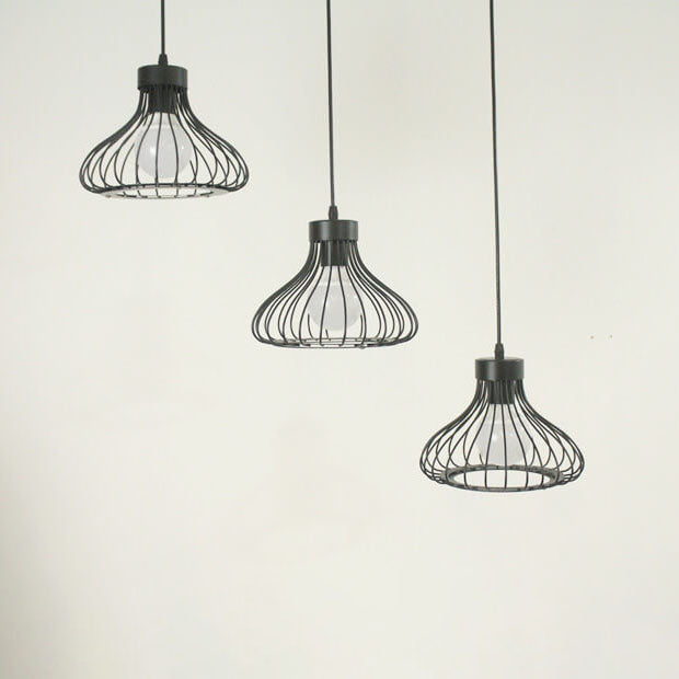 Zeitgenössischer industrieller Eisen-Schwarzer ovaler, hohler Käfig-1/3-Licht-Insel-Licht-Kronleuchter für das Wohnzimmer 